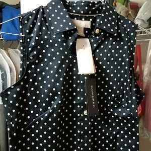 NWT Banana Republic sleeveless button down
